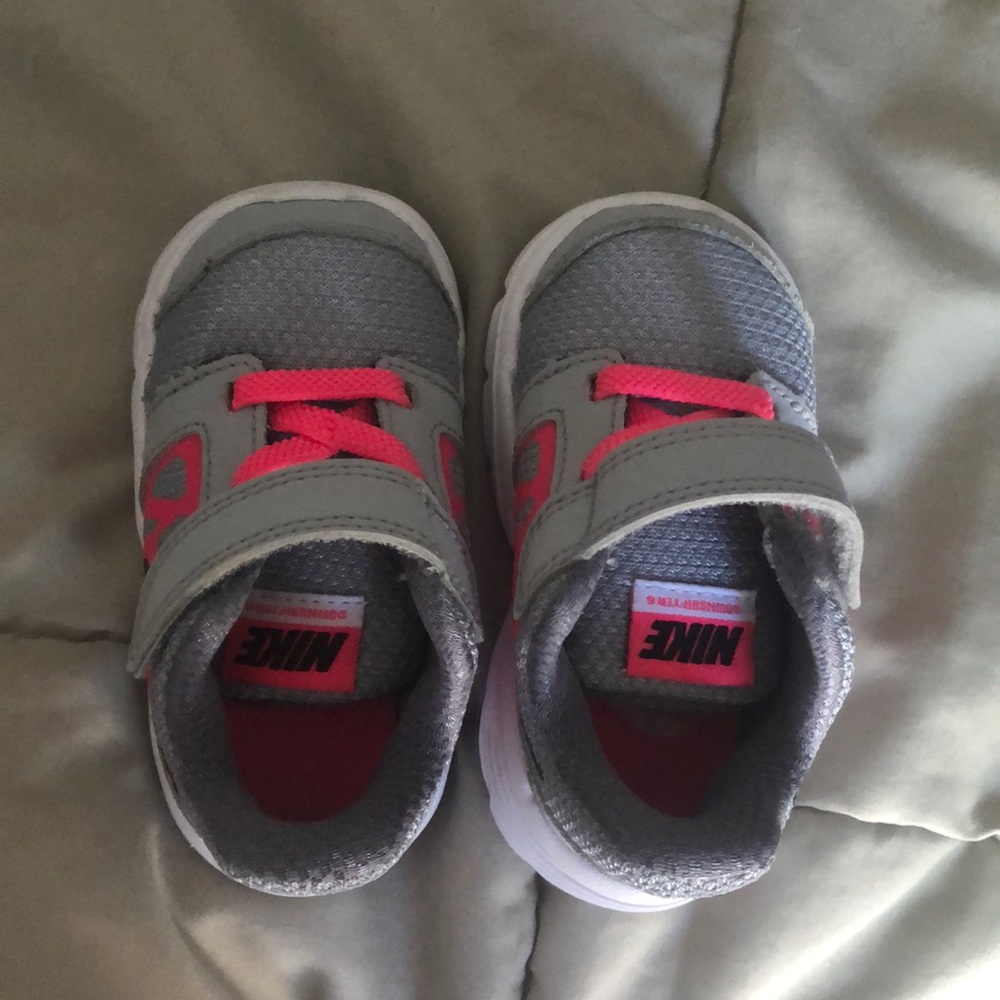 Nike tennies